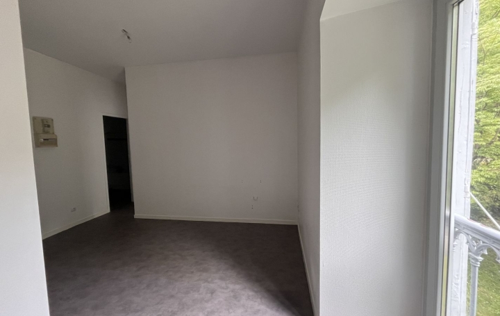  OVALIE IMMOBILIER Apartment | ORNOLAC-USSAT-LES-BAINS (09400) | 29 m2 | 380 € 
