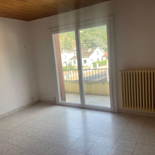  OVALIE IMMOBILIER : Appartement | TARASCON-SUR-ARIEGE (09400) | 61 m2 | 525 € 