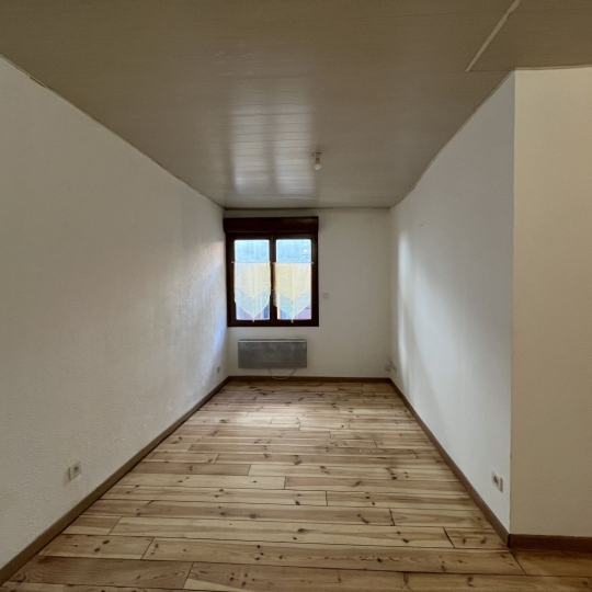  OVALIE IMMOBILIER : Apartment | TARASCON-SUR-ARIEGE (09400) | 53 m2 | 450 € 