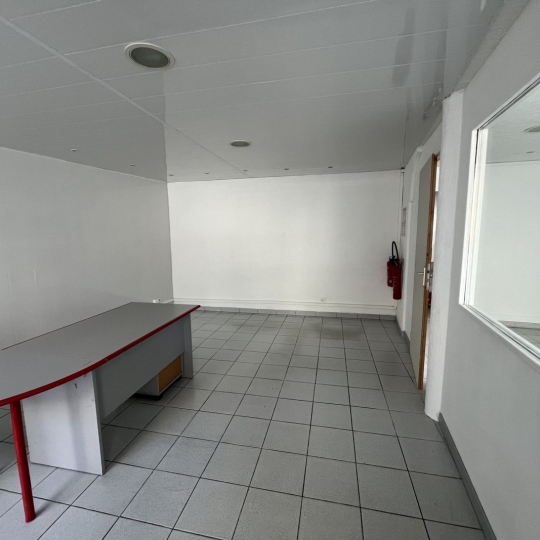  OVALIE IMMOBILIER : Office | TARASCON-SUR-ARIEGE (09400) | 38 m2 | 400 &euro; 