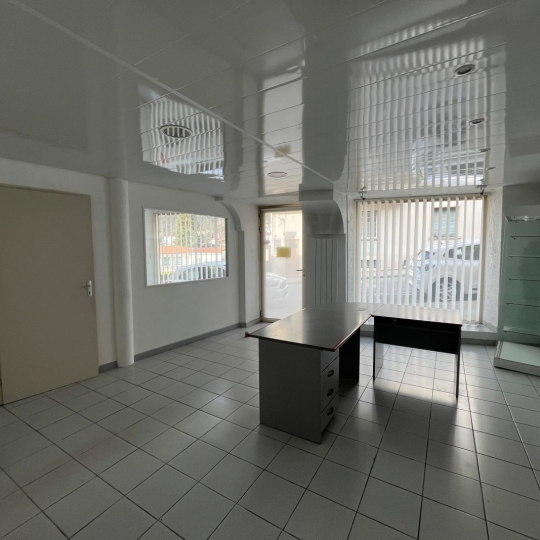  OVALIE IMMOBILIER : Office | TARASCON-SUR-ARIEGE (09400) | 38 m2 | 400 &euro; 