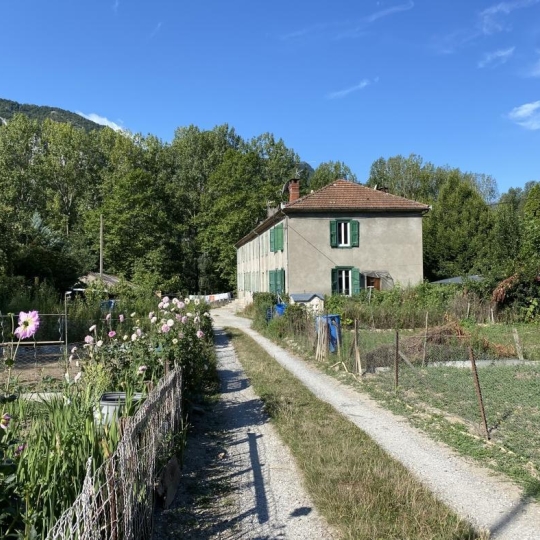 OVALIE IMMOBILIER : Immeuble | TARASCON-SUR-ARIEGE (09400) | 410.00m2 | 214 000 € OVALIE IMMOBILIER : Immeuble | TARASCON-SUR-ARIEGE (09400) | 410.00m2 | 214 000 €