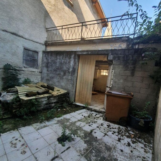  OVALIE IMMOBILIER : Building | TARASCON-SUR-ARIEGE (09400) | 273 m2 | 56 000 € 