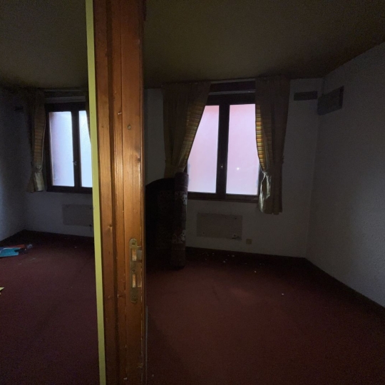  OVALIE IMMOBILIER : Maison / Villa | TARASCON-SUR-ARIEGE (09400) | 230 m2 | 56 000 € 