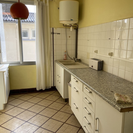  OVALIE IMMOBILIER : House | VILLENEUVE-D'OLMES (09300) | 200 m2 | 165 000 € 