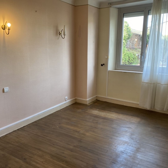  OVALIE IMMOBILIER : House | VILLENEUVE-D'OLMES (09300) | 200 m2 | 165 000 € 