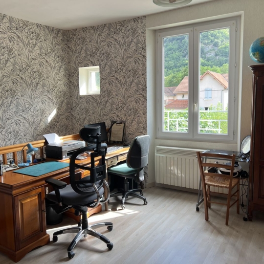  OVALIE IMMOBILIER : House | TARASCON-SUR-ARIEGE (09400) | 174 m2 | 274 000 € 