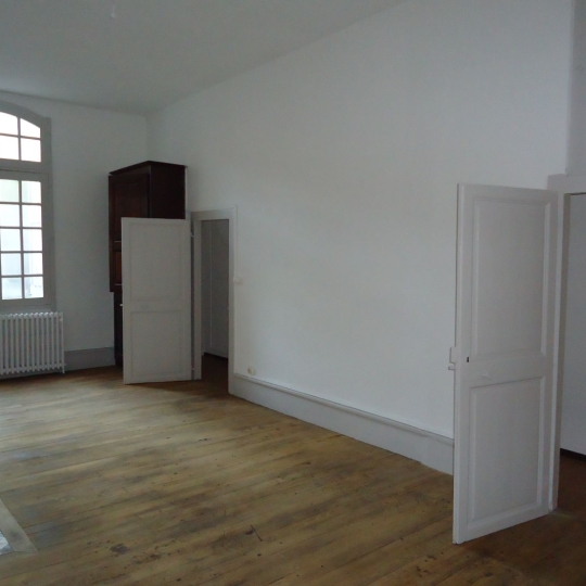  OVALIE IMMOBILIER : Building | FOIX (09000) | 220 m2 | 295 000 &euro; 