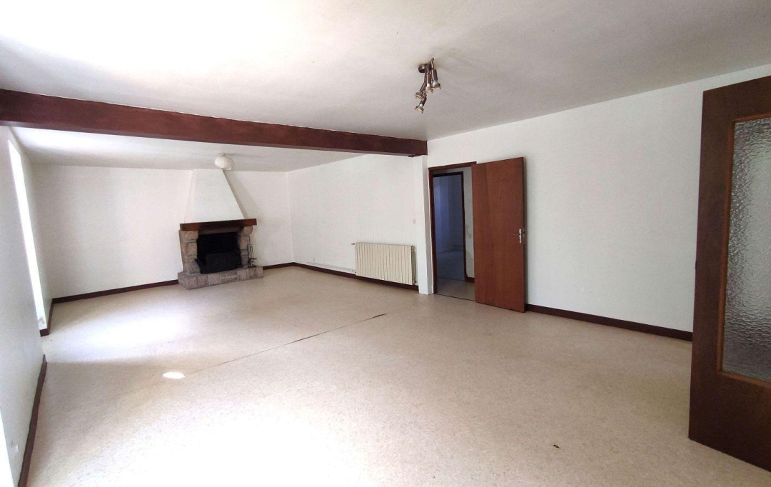 OVALIE IMMOBILIER : Apartment | LUZENAC (09250) | 111 m2 | 690 &euro; 