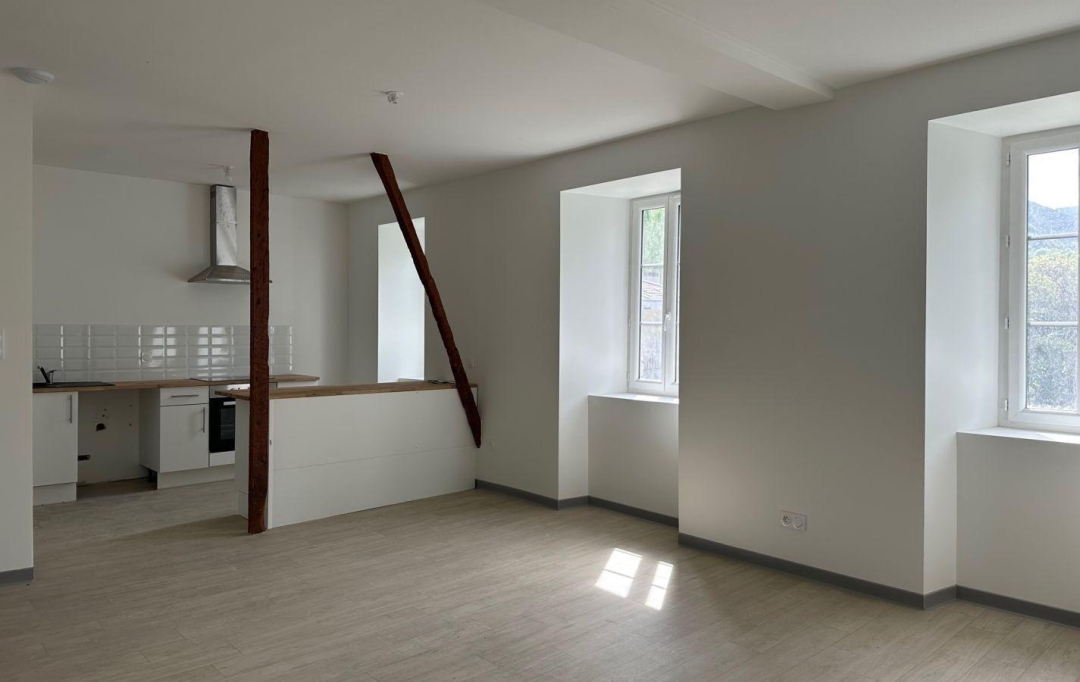OVALIE IMMOBILIER : Appartement | TARASCON-SUR-ARIEGE (09400) | 48 m2 | 550 € 