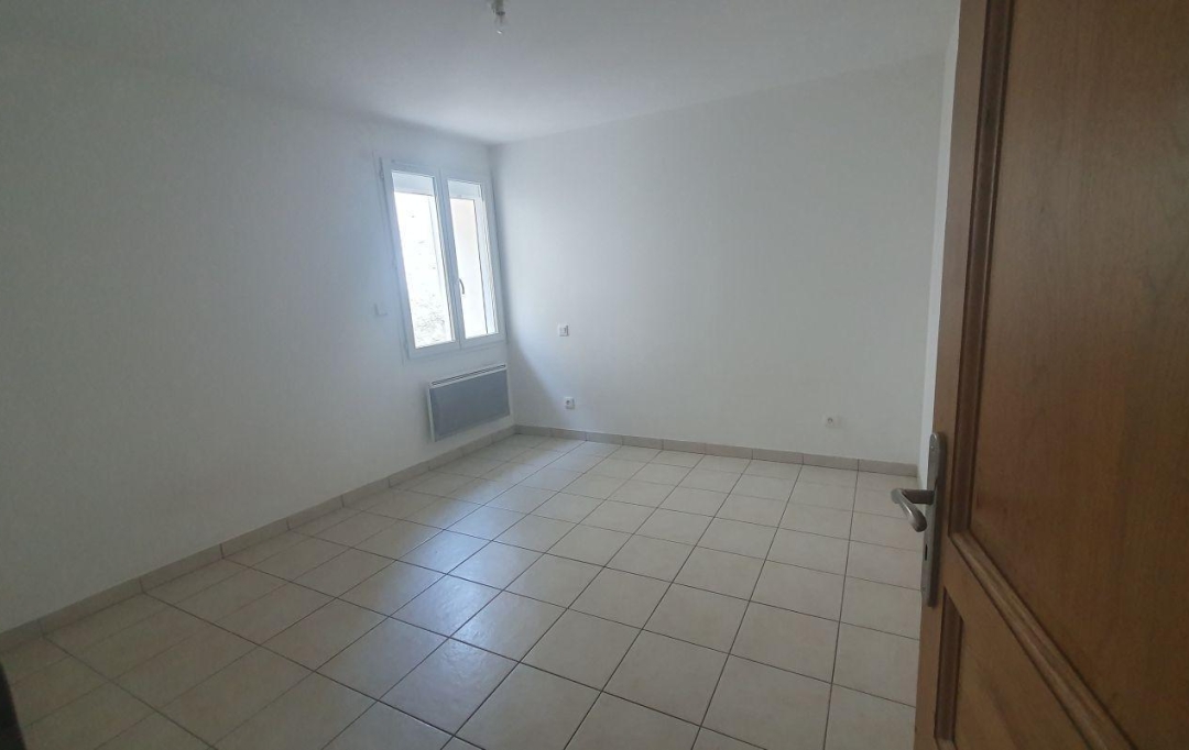 OVALIE IMMOBILIER : Apartment | TARASCON-SUR-ARIEGE (09400) | 75 m2 | 620 € 