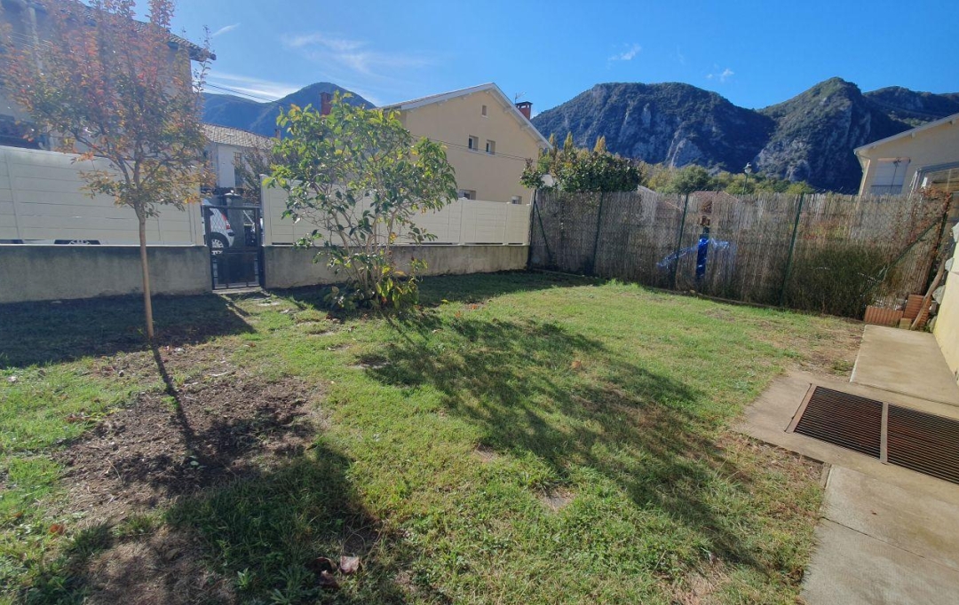 OVALIE IMMOBILIER : Appartement | TARASCON-SUR-ARIEGE (09400) | 96 m2 | 693 &euro; 