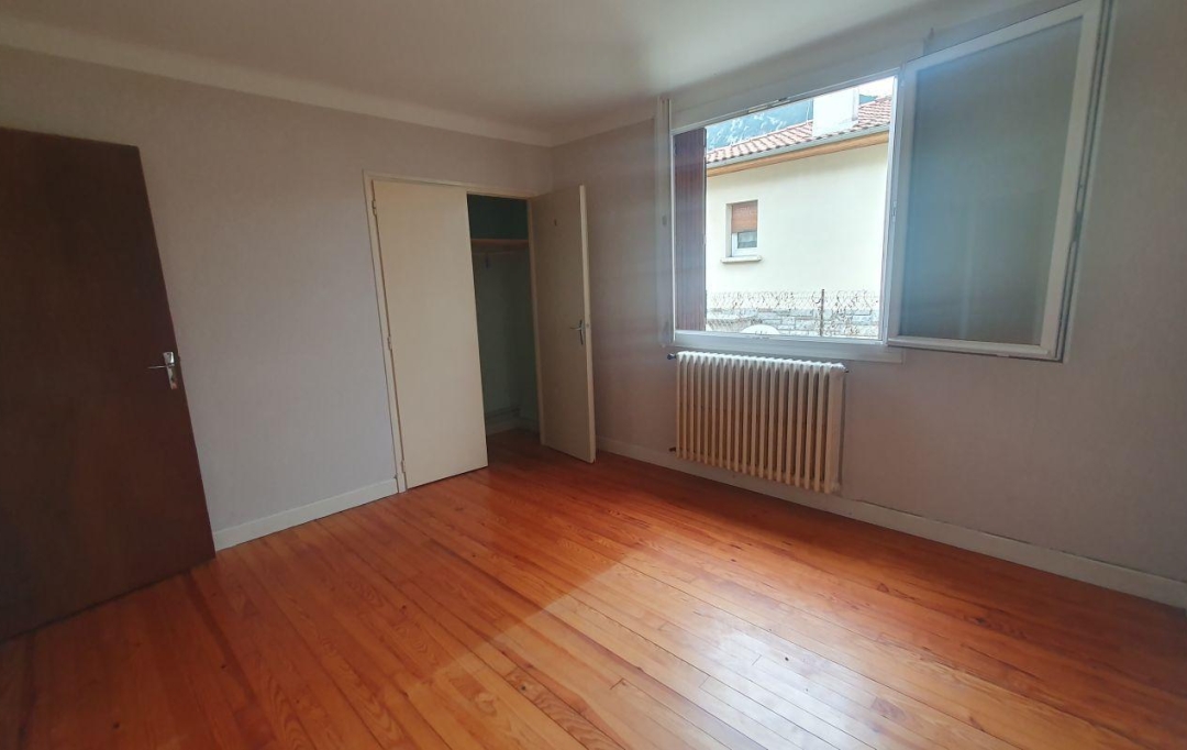 OVALIE IMMOBILIER : Appartement | TARASCON-SUR-ARIEGE (09400) | 96 m2 | 693 &euro; 