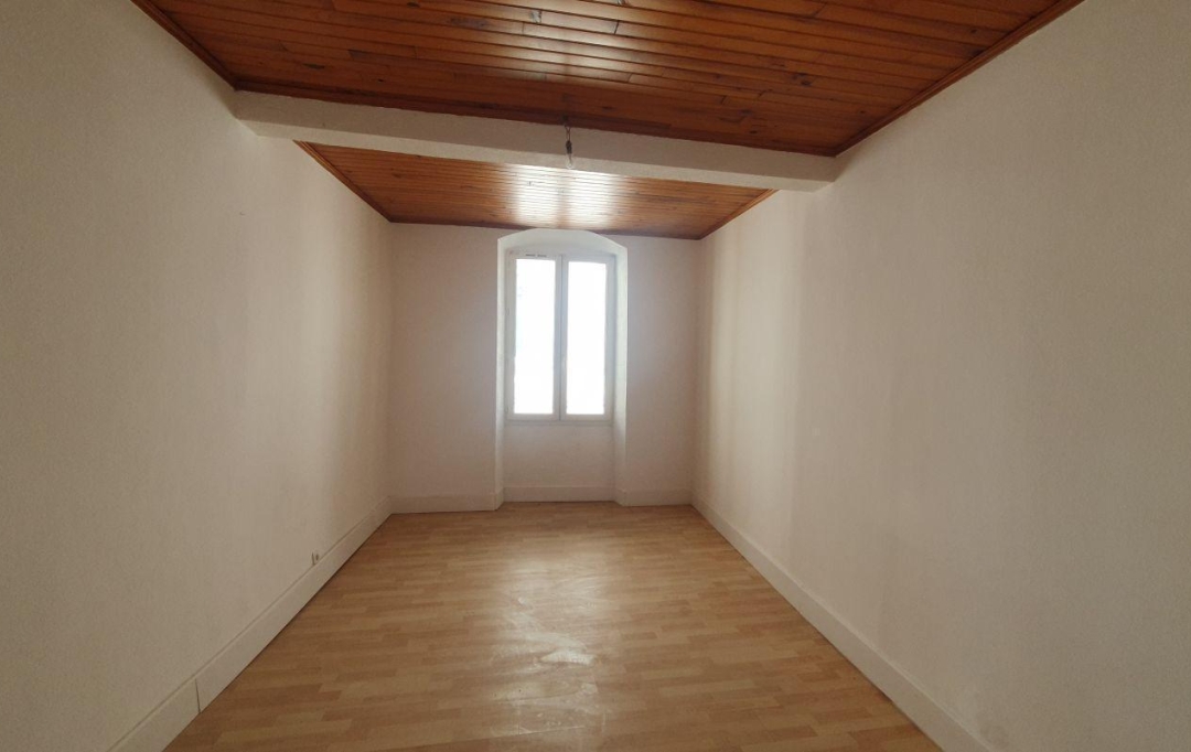 OVALIE IMMOBILIER : Apartment | TARASCON-SUR-ARIEGE (09400) | 54 m2 | 513 € 