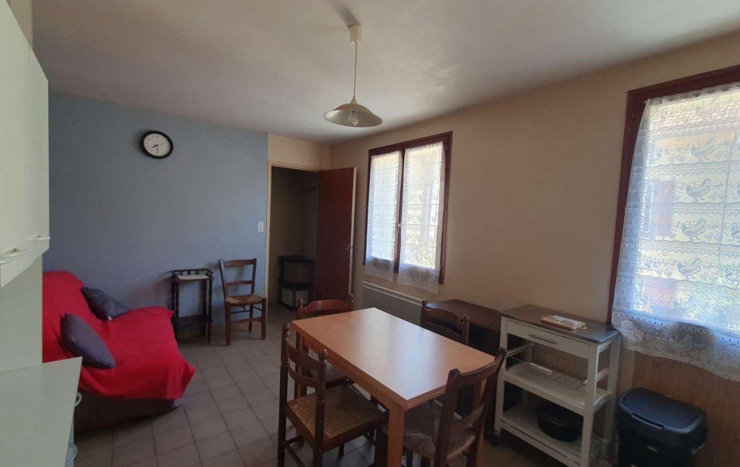 OVALIE IMMOBILIER : Appartement | QUIE (09400) | 33 m2 | 340 € 