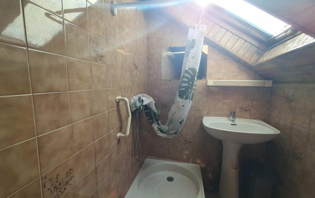 OVALIE IMMOBILIER : Appartement | QUIE (09400) | 33 m2 | 340 € 