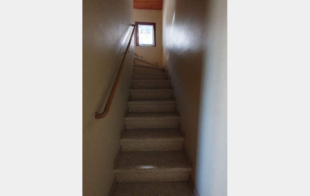 OVALIE IMMOBILIER : Appartement | QUIE (09400) | 33 m2 | 340 € 