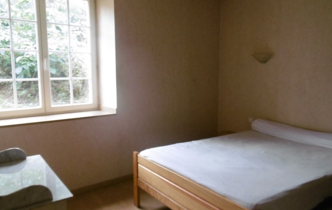 OVALIE IMMOBILIER : Maison / Villa | CAPOULET-ET-JUNAC (09400) | 98 m2 | 690 € 