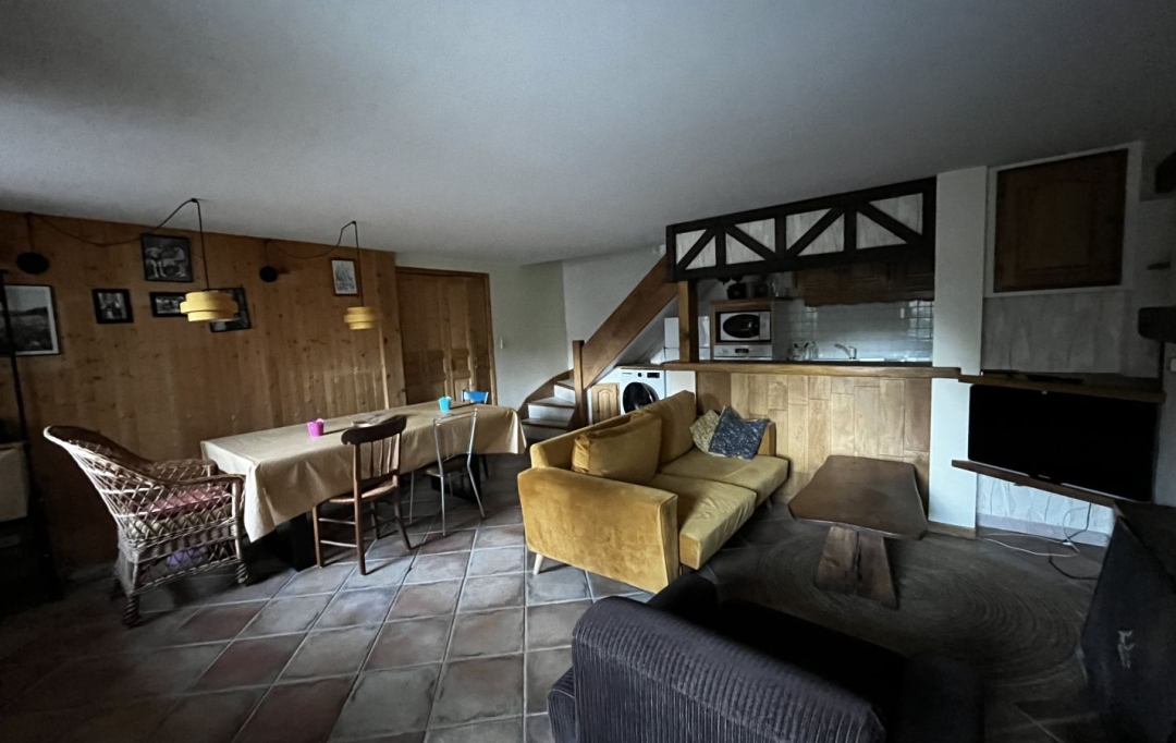 OVALIE IMMOBILIER : Maison / Villa | CAPOULET-ET-JUNAC (09400) | 70 m2 | 550 € 