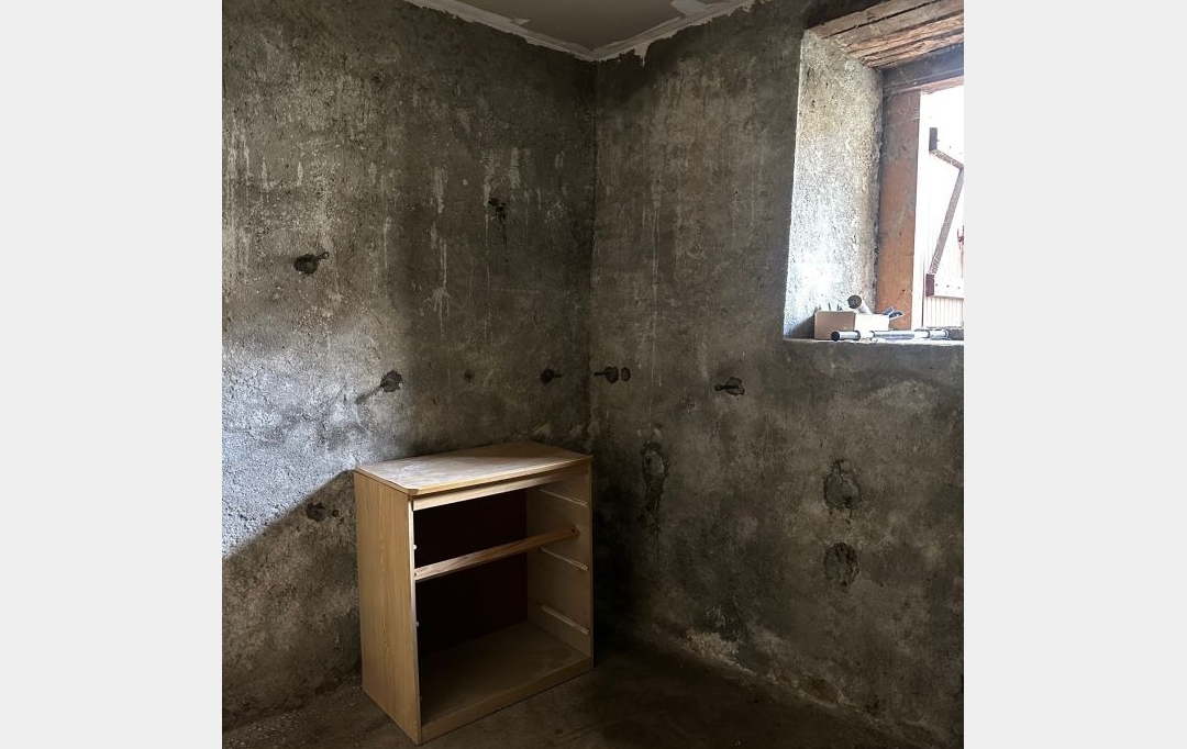 OVALIE IMMOBILIER : Apartment | TARASCON-SUR-ARIEGE (09400) | 37 m2 | 490 € 