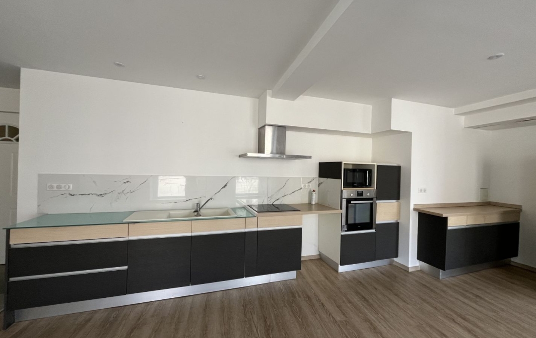 OVALIE IMMOBILIER : Apartment | TARASCON-SUR-ARIEGE (09400) | 103 m2 | 850 € 
