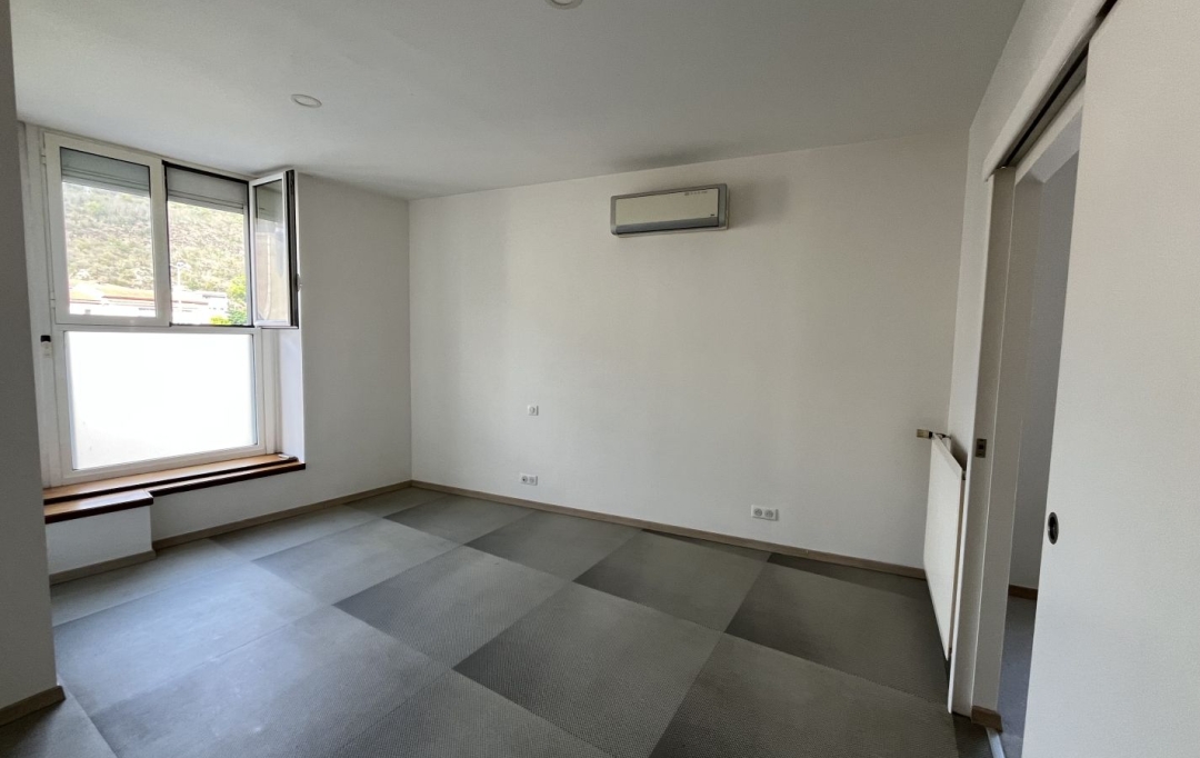 OVALIE IMMOBILIER : Apartment | TARASCON-SUR-ARIEGE (09400) | 103 m2 | 850 € 