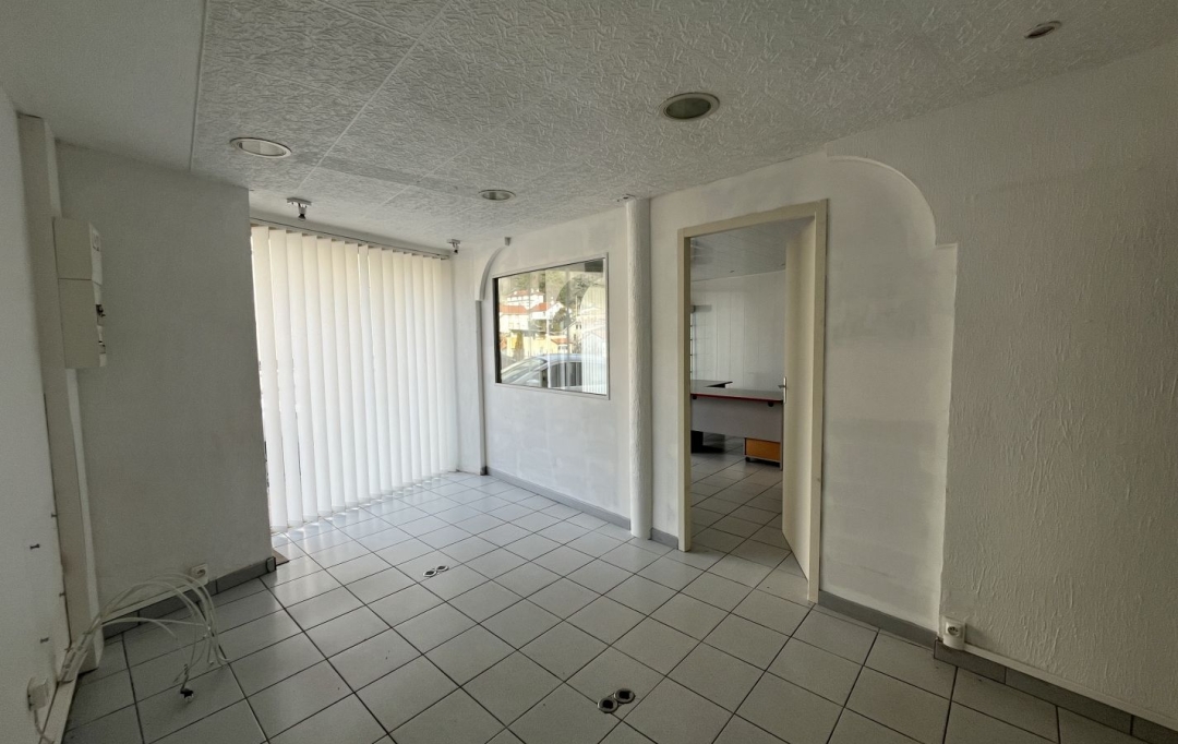 OVALIE IMMOBILIER : Office | TARASCON-SUR-ARIEGE (09400) | 38 m2 | 400 &euro; 