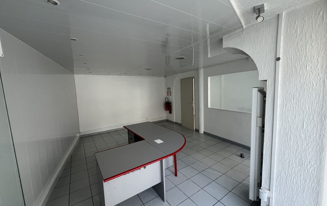 OVALIE IMMOBILIER : Office | TARASCON-SUR-ARIEGE (09400) | 38 m2 | 400 &euro; 