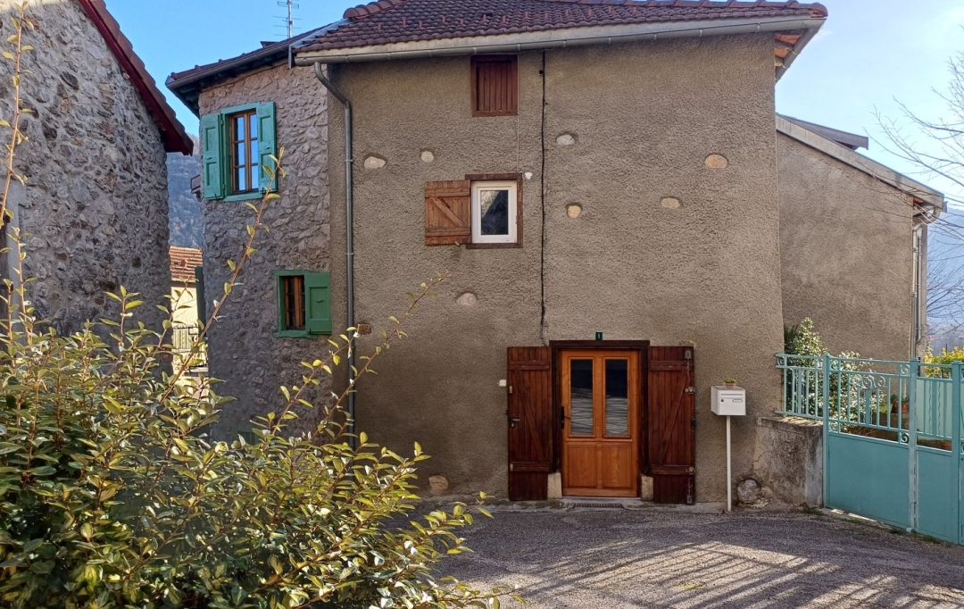 OVALIE IMMOBILIER : House | ARIGNAC (09400) | 68 m2 | 627 &euro; 