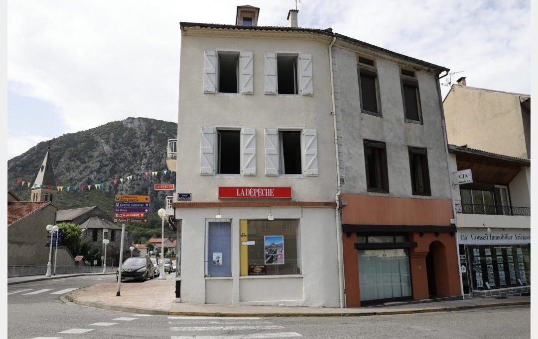 OVALIE IMMOBILIER : Local / Bureau | TARASCON-SUR-ARIEGE (09400) | 136 m2 | 84 000 € 