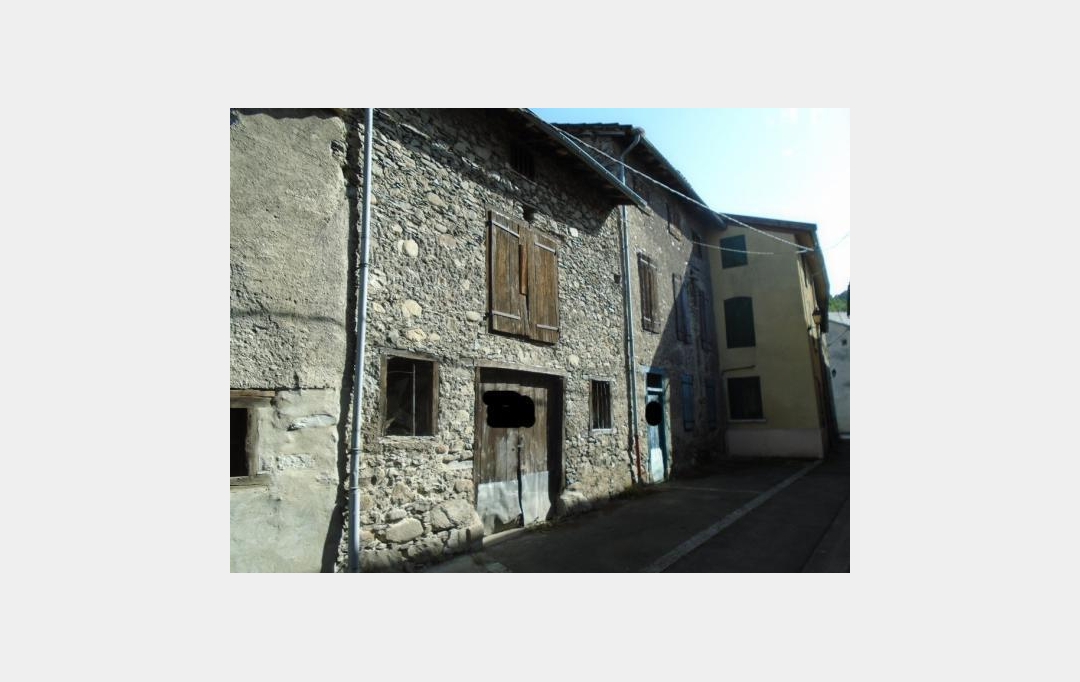 OVALIE IMMOBILIER : House | VICDESSOS (09220) | 225 m2 | 34 000 € 