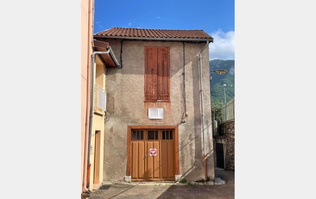 OVALIE IMMOBILIER : Maison / Villa | TARASCON-SUR-ARIEGE (09400) | 80 m2 | 32 000 € 