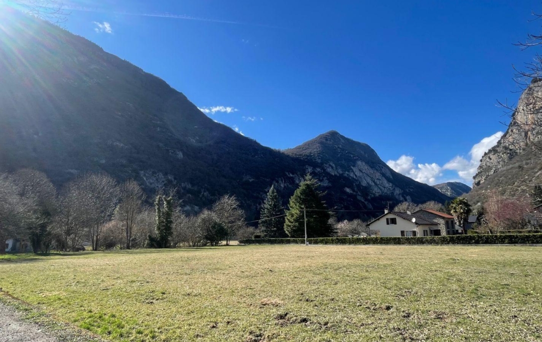 OVALIE IMMOBILIER : Ground | TARASCON-SUR-ARIEGE (09400) | 0 m2 | 120 000 € 