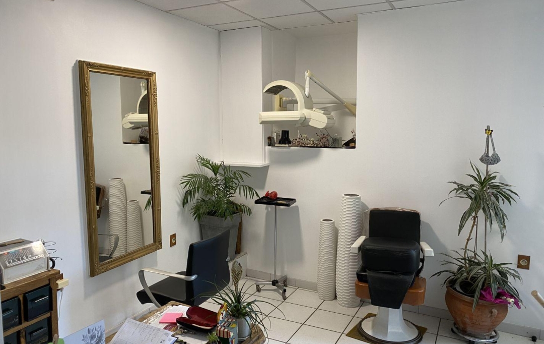 OVALIE IMMOBILIER : Local / Bureau | AX-LES-THERMES (09110) | 27 m2 | 43 000 € 