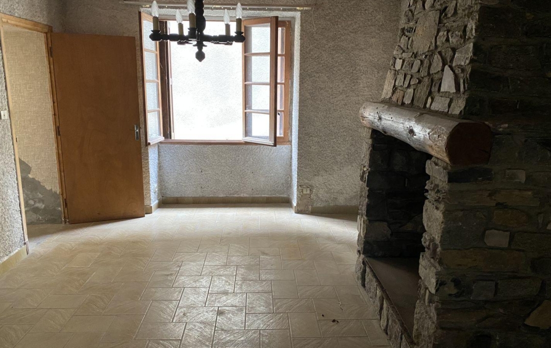 OVALIE IMMOBILIER : Maison / Villa | AUZAT (09220) | 98 m2 | 75 000 € 