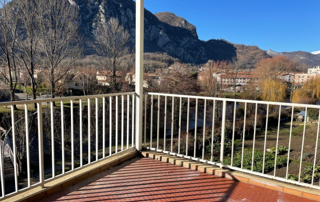 OVALIE IMMOBILIER : Appartement | TARASCON-SUR-ARIEGE (09400) | 82 m2 | 115 000 € 