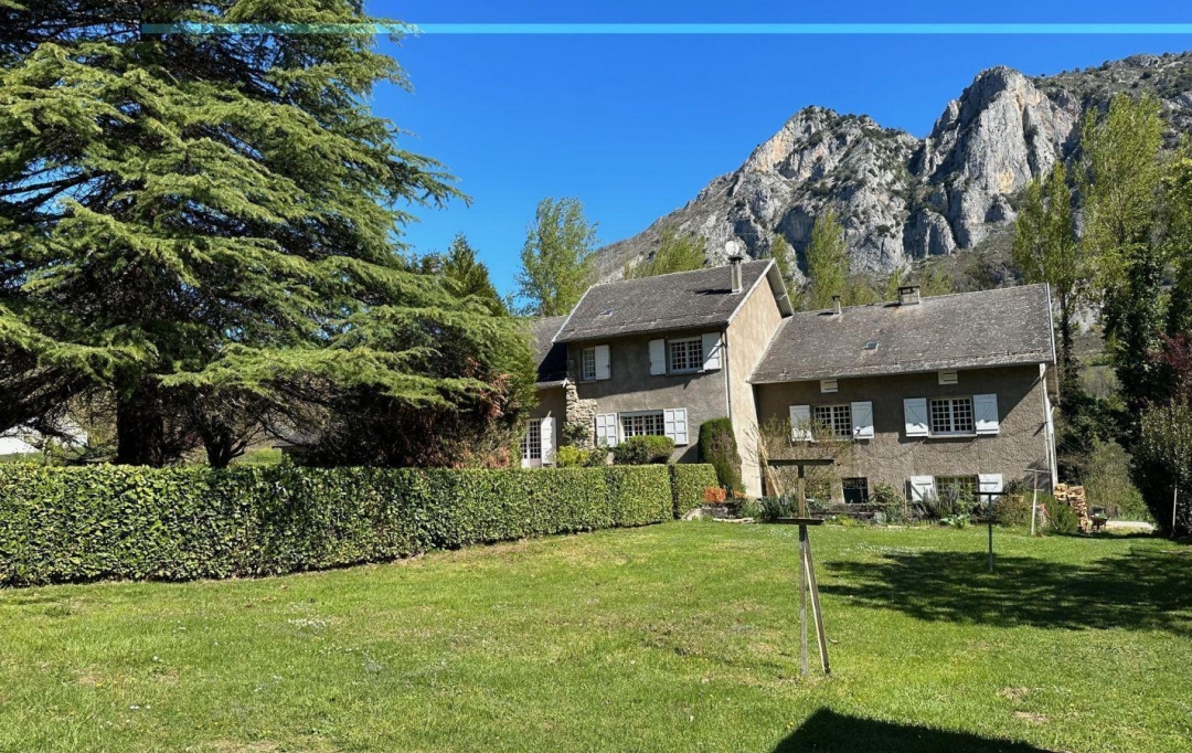 OVALIE IMMOBILIER : House | TARASCON-SUR-ARIEGE (09400) | 385 m2 | 720 000 € 