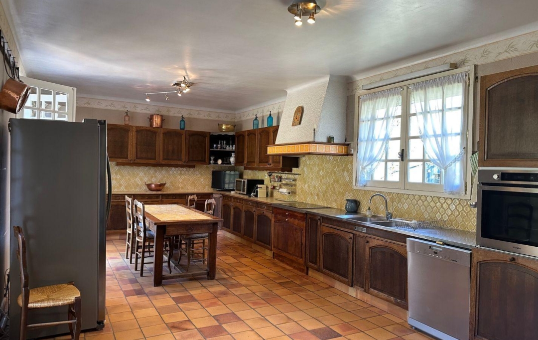 OVALIE IMMOBILIER : Maison / Villa | TARASCON-SUR-ARIEGE (09400) | 385 m2 | 630 000 € 