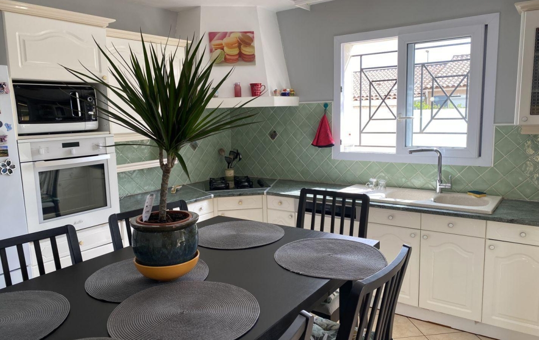 OVALIE IMMOBILIER : Maison / Villa | NARBONNE (11100) | 141 m2 | 275 000 € 