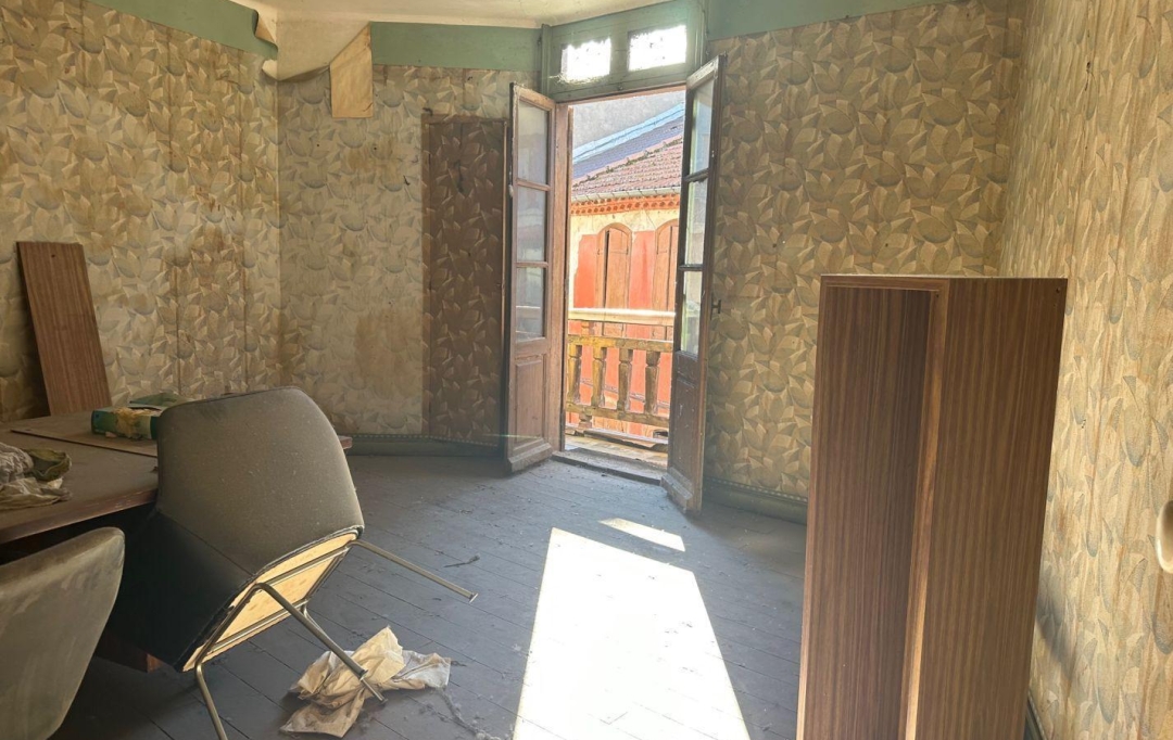 OVALIE IMMOBILIER : Maison / Villa | TARASCON-SUR-ARIEGE (09400) | 230 m2 | 56 000 € 
