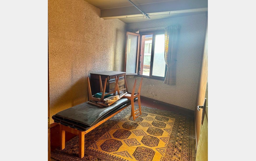 OVALIE IMMOBILIER : Maison / Villa | TARASCON-SUR-ARIEGE (09400) | 230 m2 | 56 000 € 