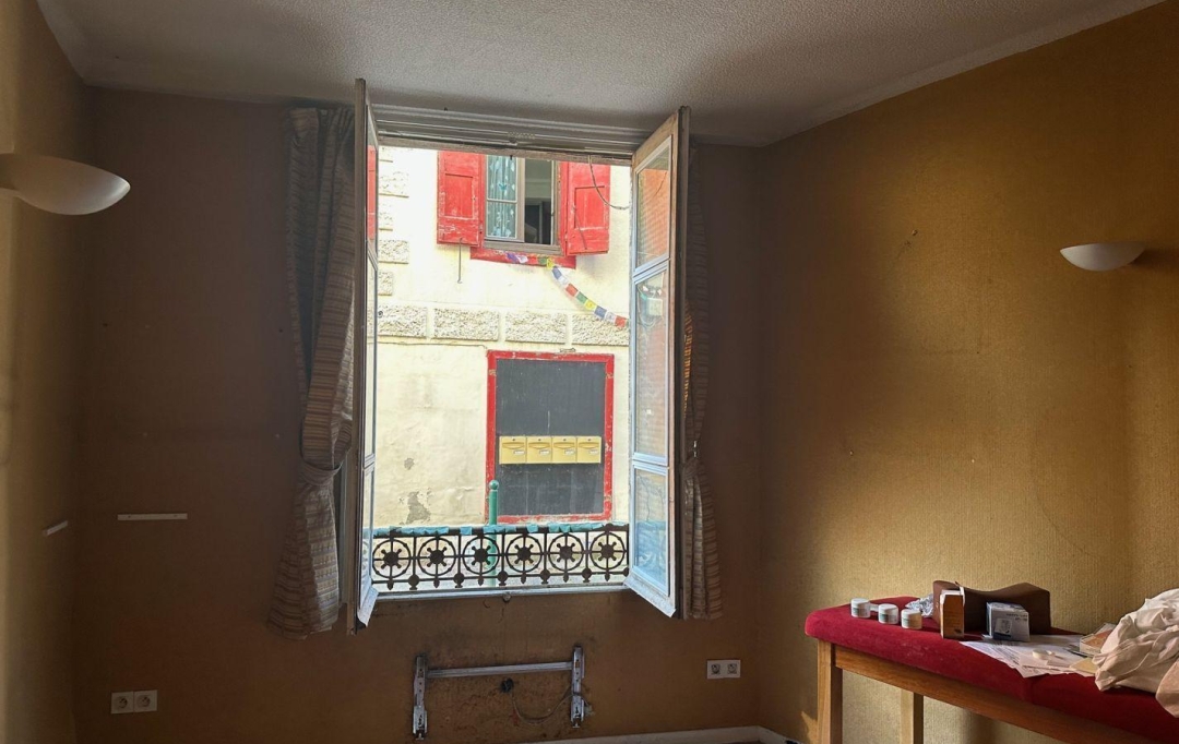 OVALIE IMMOBILIER : Maison / Villa | TARASCON-SUR-ARIEGE (09400) | 230 m2 | 56 000 € 