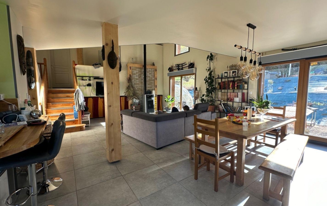 OVALIE IMMOBILIER : House | LASSUR (09310) | 135 m2 | 369 000 € 