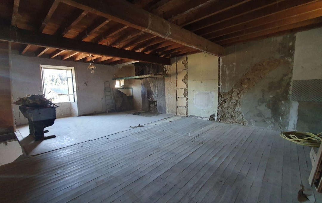 OVALIE IMMOBILIER : Maison / Villa | AX-LES-THERMES (09110) | 175 m2 | 95 000 € 