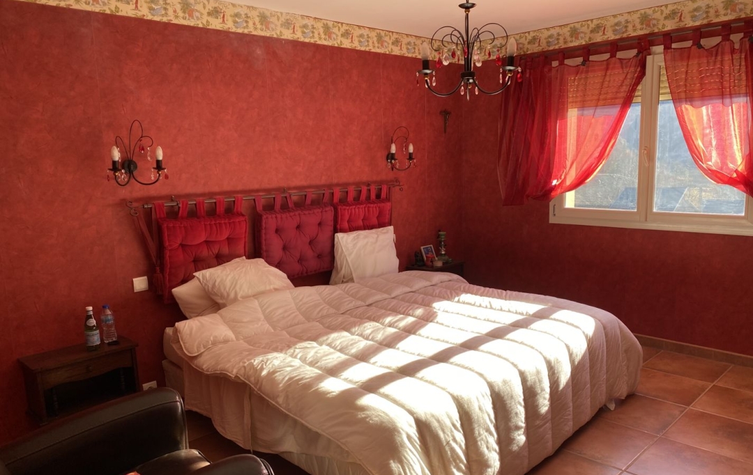 OVALIE IMMOBILIER : Maison / Villa | TARASCON-SUR-ARIEGE (09400) | 216 m2 | 440 000 € 