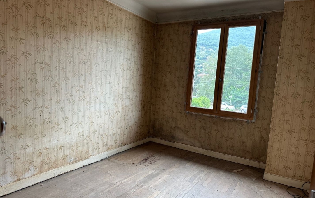 OVALIE IMMOBILIER : Maison / Villa | TARASCON-SUR-ARIEGE (09400) | 138 m2 | 126 000 € 