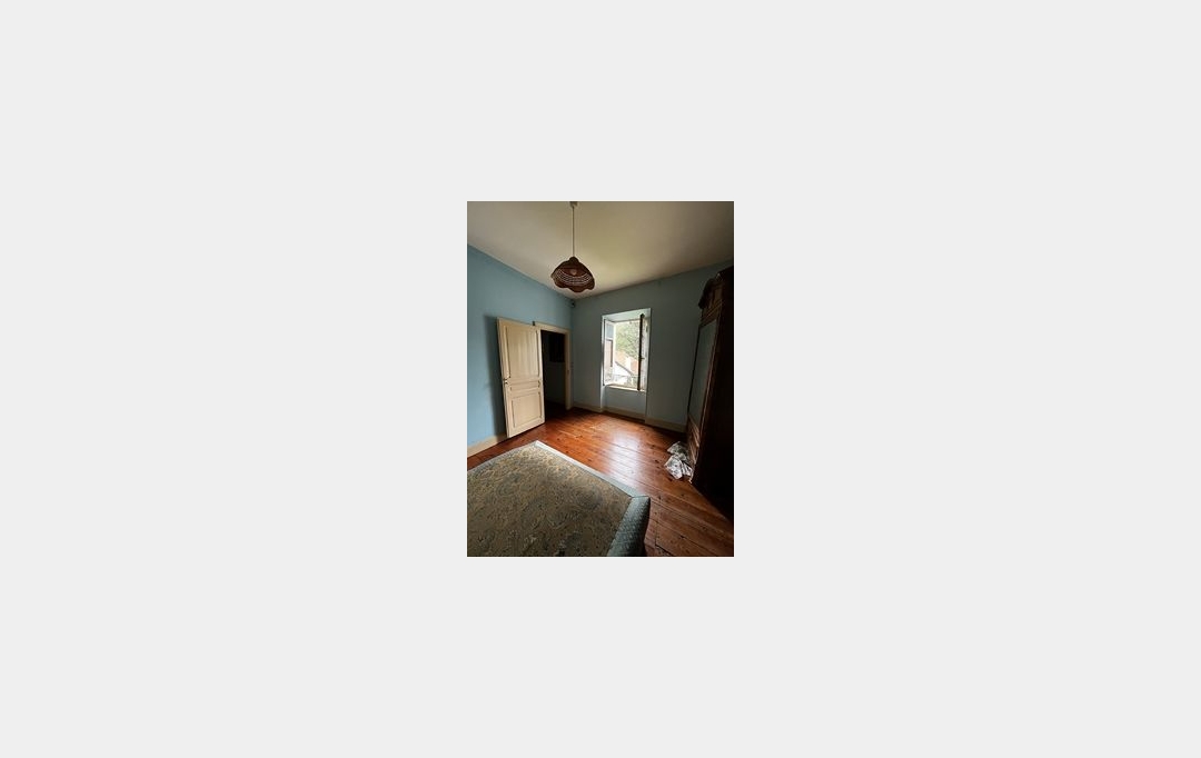 OVALIE IMMOBILIER : Maison / Villa | TARASCON-SUR-ARIEGE (09400) | 230 m2 | 172 000 € 