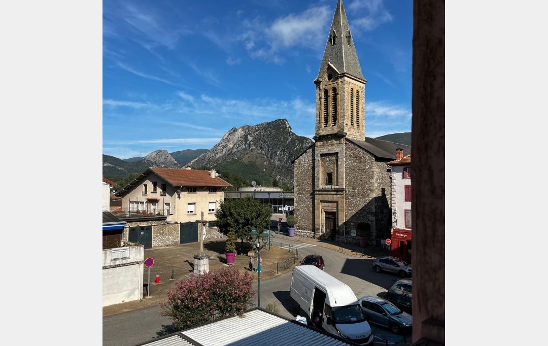 OVALIE IMMOBILIER : Immeuble | TARASCON-SUR-ARIEGE (09400) | 436 m2 | 180 000 € 