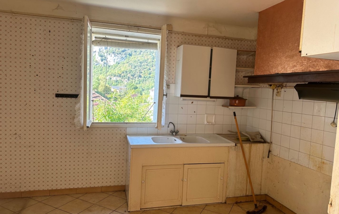 OVALIE IMMOBILIER : Maison / Villa | USSAT (09400) | 140 m2 | 94 000 € 