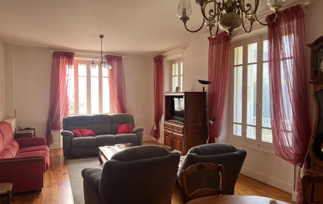 OVALIE IMMOBILIER : Maison / Villa | LES CABANNES (09310) | 211 m2 | 295 000 €  OVALIE IMMOBILIER : Maison / Villa | LES CABANNES (09310) | 211 m2 | 295 000 €